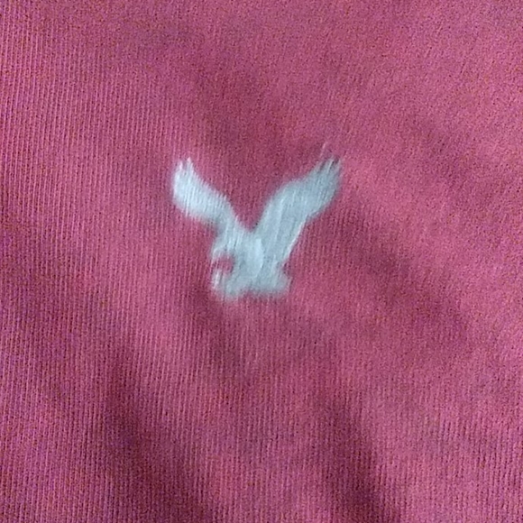 American Eagle Outfitters T-shirt - Picture 2 of 3